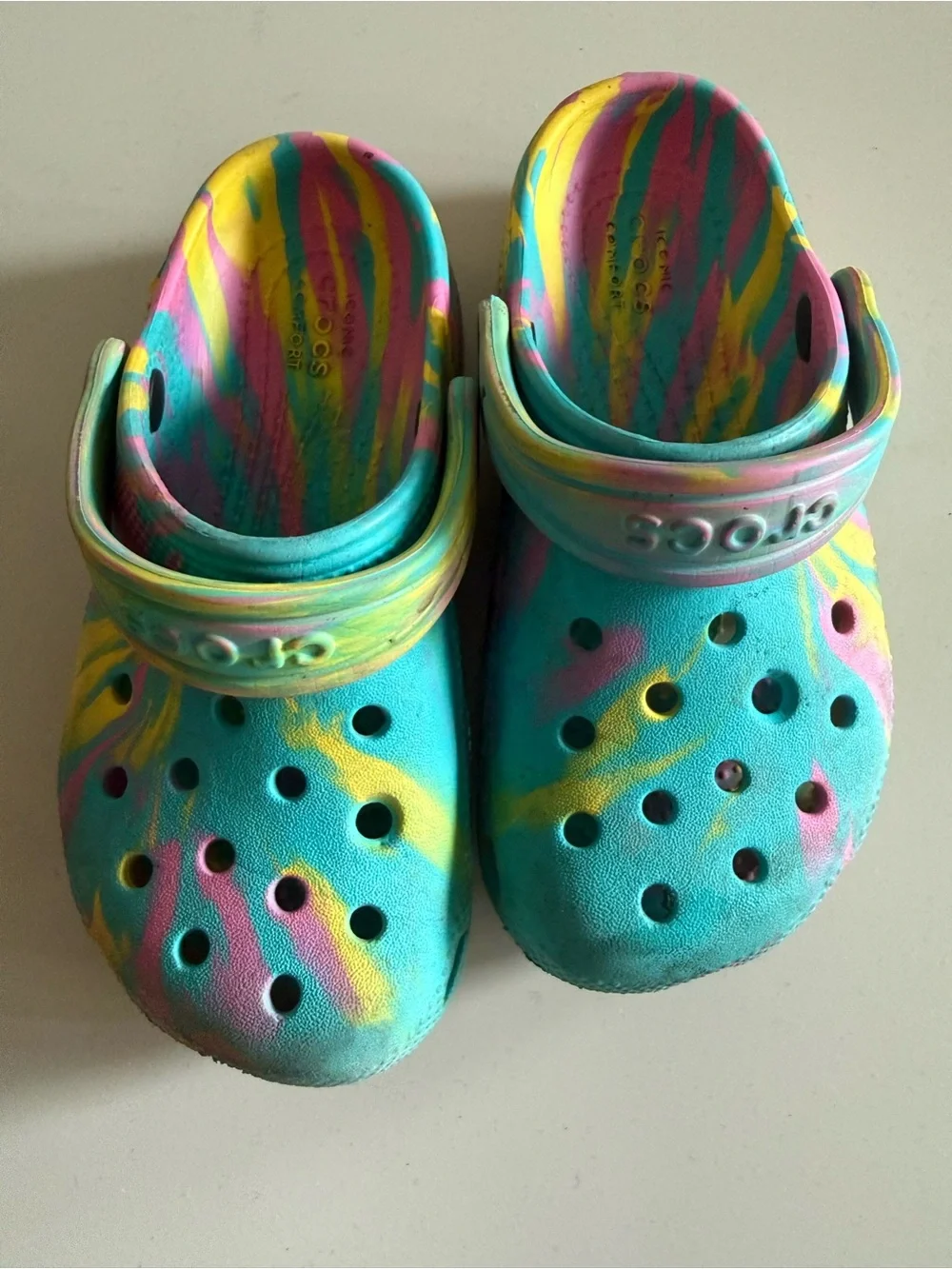 Crocs Kids -Classic Marbled Tie-Dye Clogs - size 11